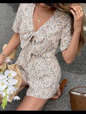 Floral Tie-Front Short Dress in Light Teal From Shein XL